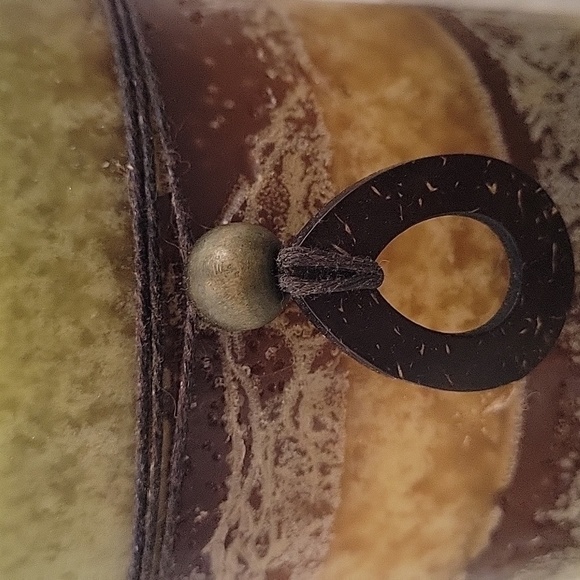 Pier 1 Citrus Cilantro Column Candle Green & brown 4x8" - Picture 6 of 8